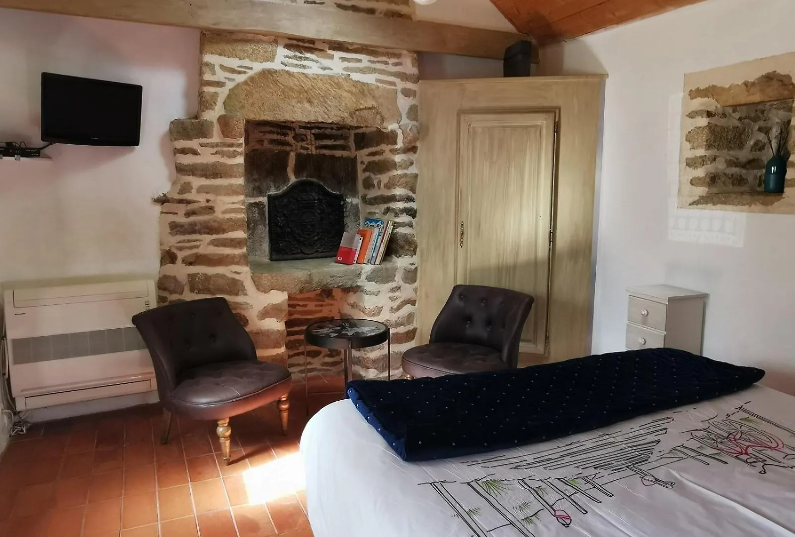 فندق مبيت وإفطار مبيت وإفطار Ambon Domaine De Kerizel